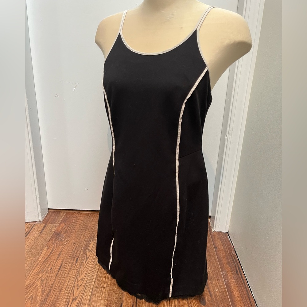 Trina Turk size 10 Black and White Spaghetti Strap Dress. Fully lined.